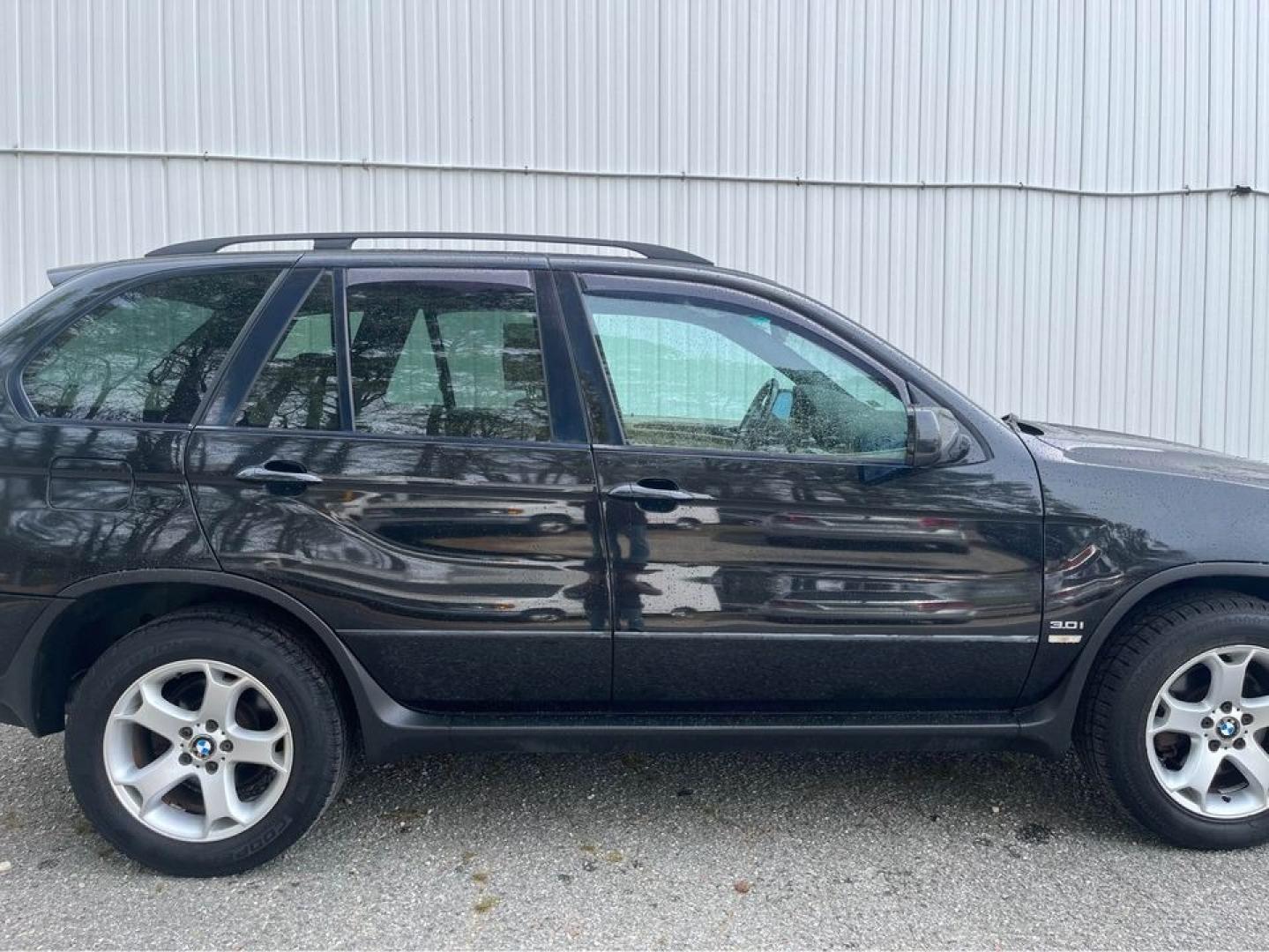 2006 Black /Tan BMW X5 3.0i (5UXFA13576L) with an 3.0 Inline 6 engine, Automatic transmission, located at 5700 Curlew Drive, Norfolk, VA, 23502, (757) 455-6330, 36.841885, -76.209412 - Photo#6